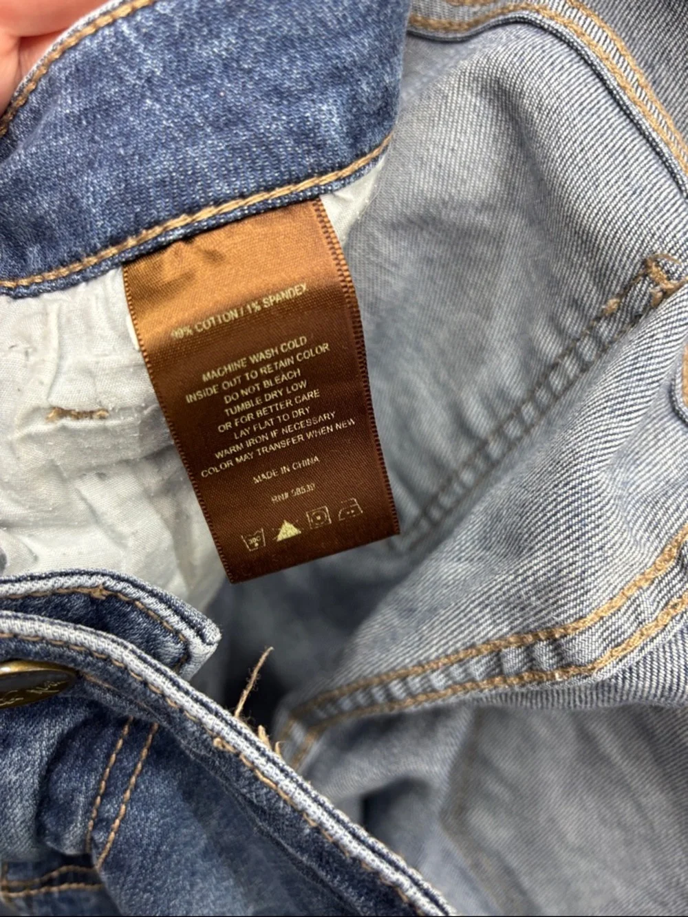 KUT FROM THE KLOTH | 10 Blue Denim Shorts - Classic Casual Style